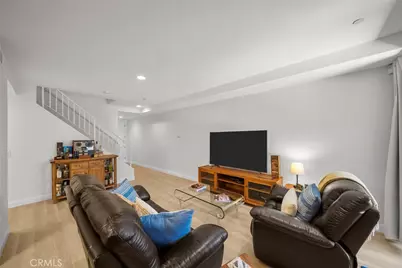 7132 Farralone #205, Canoga Park, CA 91303 - Photo 9