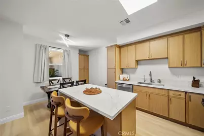 7132 Farralone #205, Canoga Park, CA 91303 - Photo 13