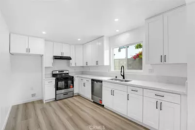 13260 Winfield, Panorama City, CA 91402 - Photo 3