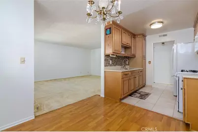 11813 Runnymede Street #28, North Hollywood, CA 91605 - Photo 5