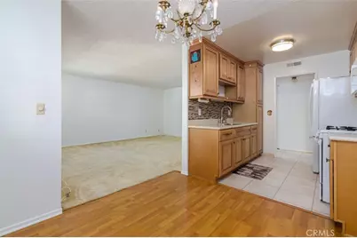 11813 Runnymede Street #28, North Hollywood, CA 91605 - Photo 5
