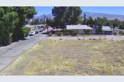 25237 Bessant St, San Bernardino, CA 92404 - Photo 11