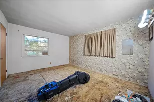 44420 3rd St, Lancaster, CA 93535 - Photo 15