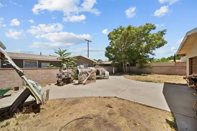 44420 3rd Street, Lancaster, CA 93535 - Photo 17