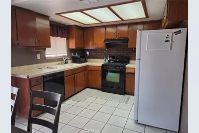 40104 174th, Lake Los Angeles, CA 93591 - Photo 3