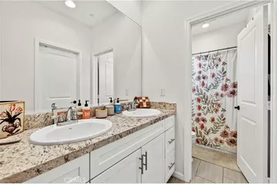 21727 Candela Drive, Saugus, CA 91350 - Photo 39
