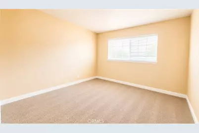 1016 W Avenue H5, Lancaster, CA 93534 - Photo 7