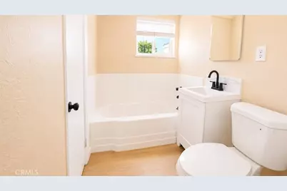 1016 W Avenue H5, Lancaster, CA 93534 - Photo 13