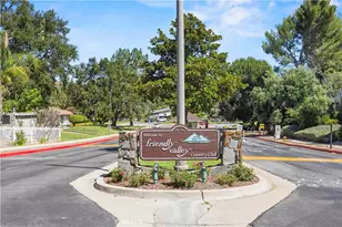 19231 Ave Of The Oaks, Newhall, CA 91321 - Photo 11