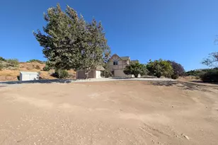 8021 Macron St, Oak Hills, CA 92344 - Photo 9
