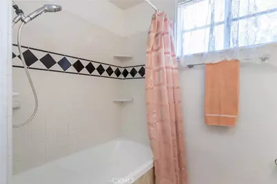 11543 Swinton Avenue, Granada Hills, CA 91344 - Photo 23