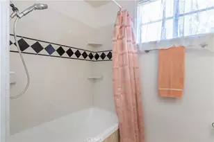 11543 Swinton Ave, Granada Hills, CA 91344 - Photo 23