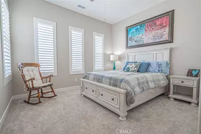 17730 Hillside Way, Saugus, CA 91350 - Photo 5