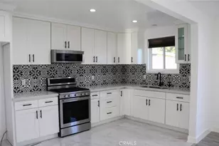 13986 Aztec St, Sylmar, CA 91342 - Photo 9