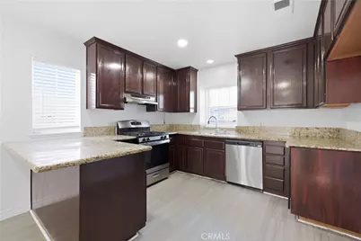 37449 Bayberry, Palmdale, CA 93550 - Photo 7