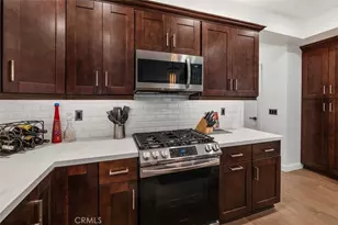 14659 Moorpark, Sherman Oaks, CA 91403 - Photo 9