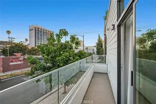 14659 Moorpark, Sherman Oaks, CA 91403 - Photo 23
