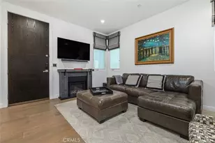 14659 Moorpark, Sherman Oaks, CA 91403 - Photo 7
