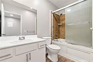 21900 Roscoe Blvd, Canoga Park, CA 91304 - Photo 23