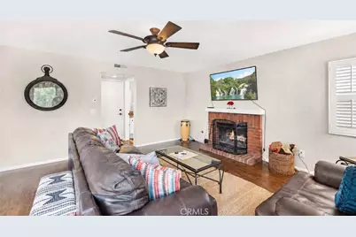 28603 Applewood Lane, Castaic, CA 91384 - Photo 11