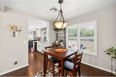 28603 Applewood Lane, Castaic, CA 91384 - Photo 5