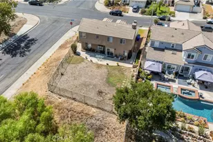 28603 Applewood Ln, Castaic, CA 91384 - Photo 43