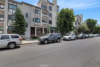 17914 Magnolia Boulevard #121, Encino, CA 91316 - Photo 37