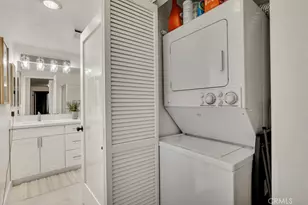 17914 Magnolia Blvd, Encino, CA 91316 - Photo 25