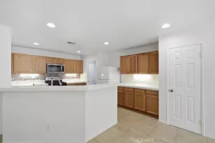43646 Rialto, Lancaster, CA 93535 - Photo 17