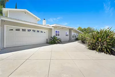 22450 Collins, Woodland Hills, CA 91367 - Photo 3