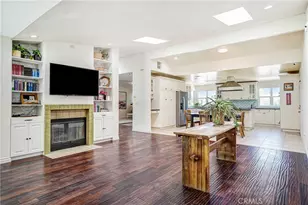 22450 Collins, Woodland Hills, CA 91367 - Photo 17