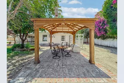 8809 Oak Park Avenue, Sherwood Forest, CA 91325 - Photo 65