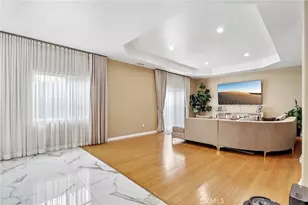 6921 Kian Ct, Van Nuys, CA 91406 - Photo 35