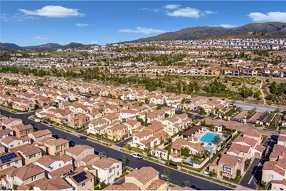 20257 Livorno Way, Porter Ranch, CA 91326 - Photo 29