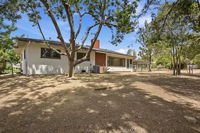 11817 Peach Tree Circle, Yucaipa, CA 92399 - Photo 35