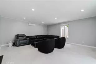 7725 Loma Verde Ave, Canoga Park, CA 91304 - Photo 19