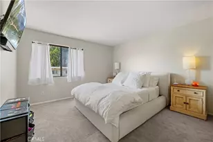 18408 Hatteras St, Tarzana, CA 91356 - Photo 21