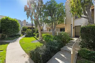 18408 Hatteras St, Tarzana, CA 91356 - Photo 31