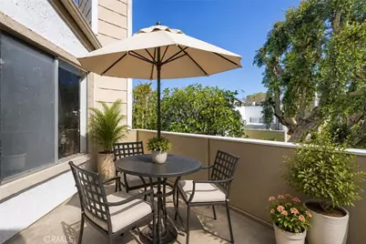 18408 Hatteras Street, Tarzana, CA 91356 - Photo 27
