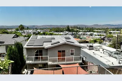 5348 Calatrana Drive, Woodland Hills, CA 91364 - Photo 35