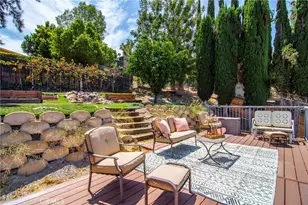 5348 Calatrana Dr, Woodland Hills, CA 91364 - Photo 31