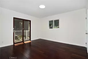 5348 Calatrana Dr, Woodland Hills, CA 91364 - Photo 23