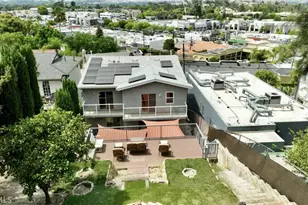 5348 Calatrana Dr, Woodland Hills, CA 91364 - Photo 35