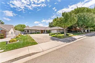 41628 Crispi Ln, Quartz Hill, CA 93536 - Photo 3