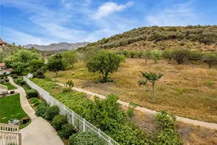 5805 Oak Bend Ln, Oak Park, CA 91377 - Photo 1
