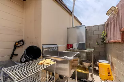 8636 Colbath, Los Angeles, CA 91402 - Photo 33
