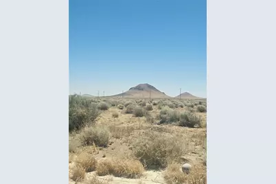 477 Tanbark Avenue, California City, CA 93505 - Photo 3