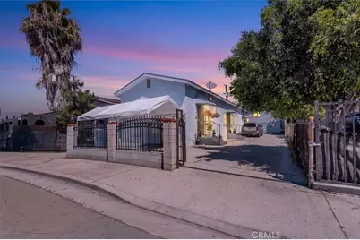 1237 E 76th, Los Angeles, CA 90001 - Photo 3