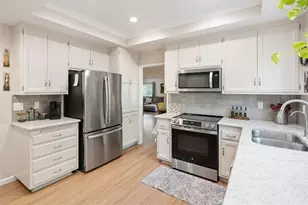 23902 Via Aranda, Valencia, CA 91355 - Photo 11