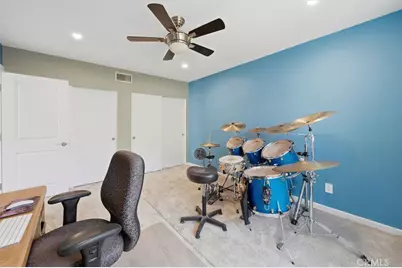 23902 Via Aranda, Valencia, CA 91355 - Photo 25